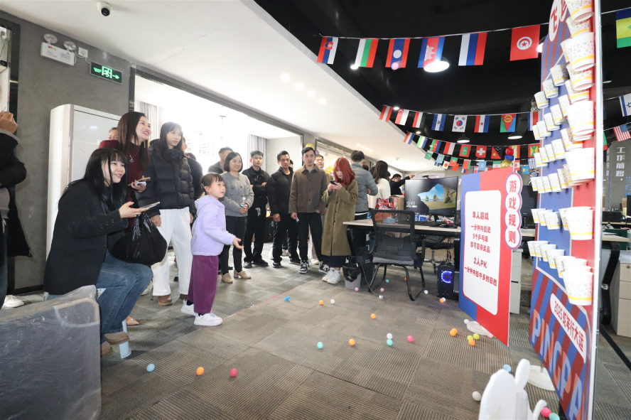 飛運(yùn)兵乓球